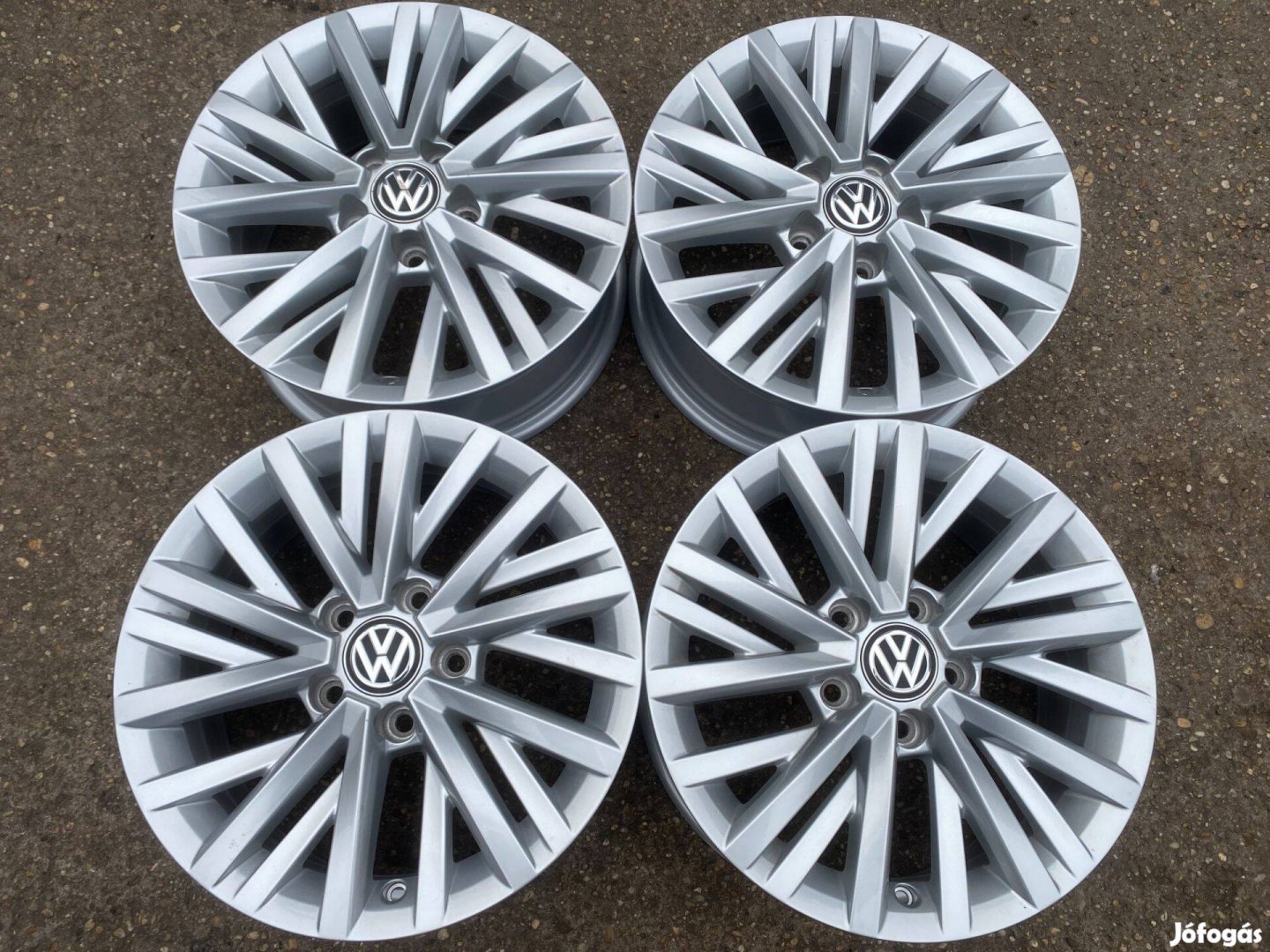 4db gyári 16" VW T-Roc [Chester] alufelni. (4166)